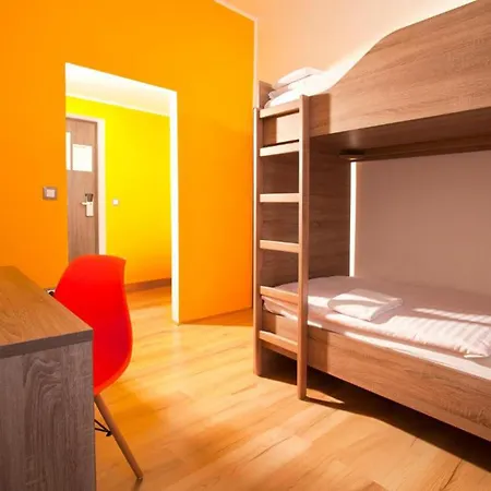 Uni * Maribor