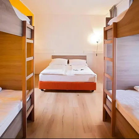 Hostel Uni